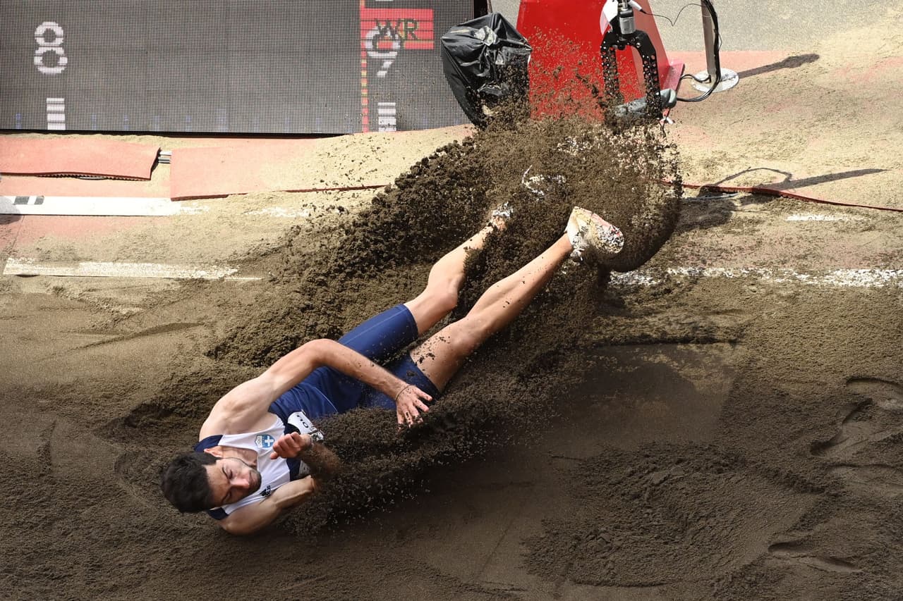 Final para la historia arrebata oro a Cuba en salto de longitud