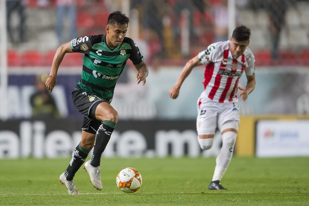 El juego fue parejo aunque Santos Laguna hizo un poco más para llevarse al final una justa victoria.
