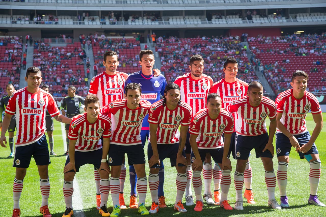El problema del argentino y del rebaño es que no se les ve forma y fútbol como para que pronto reviertan la situación. Para consuelo de Chivas los Dorados les están facilitando la salvación.