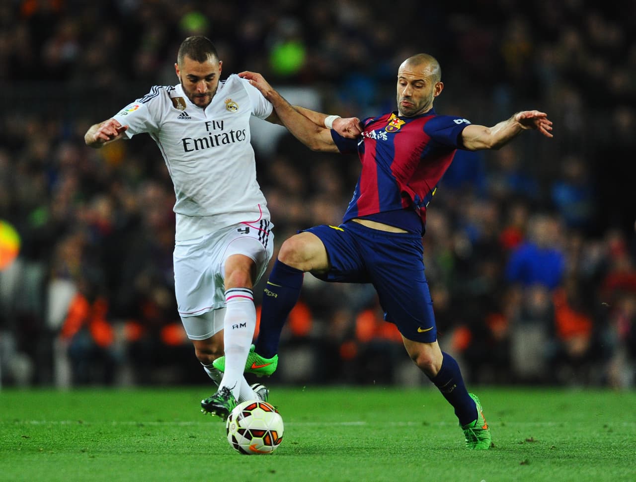 Por su parte el cuadro madridista encara una nueva lucha con su eterno rival por el cetro de España sin grandes fichajes de renombre y manteniendo la base que dejó tras su marcha el italiano Ancelotti.