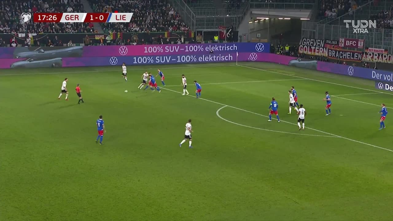 ¡TIRO ATAJADO! disparo por Jonas Hofmann.