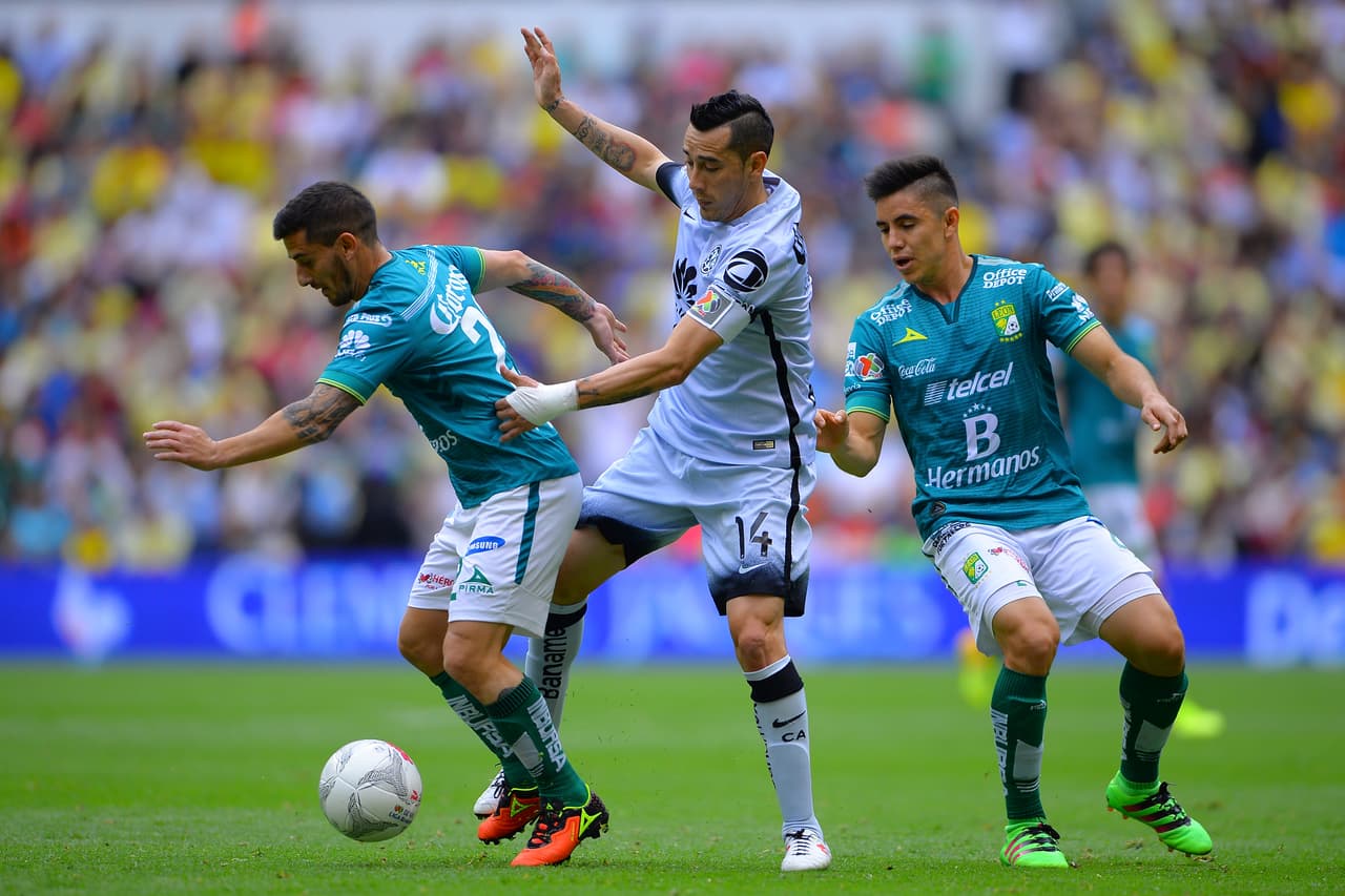 América recibe a los Esmeraldas en el Estadio Azteca.