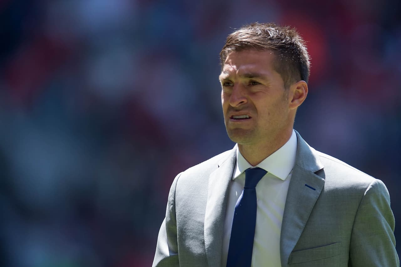 Diego Alonso, entrenador de los Tuzos del Pachuca.