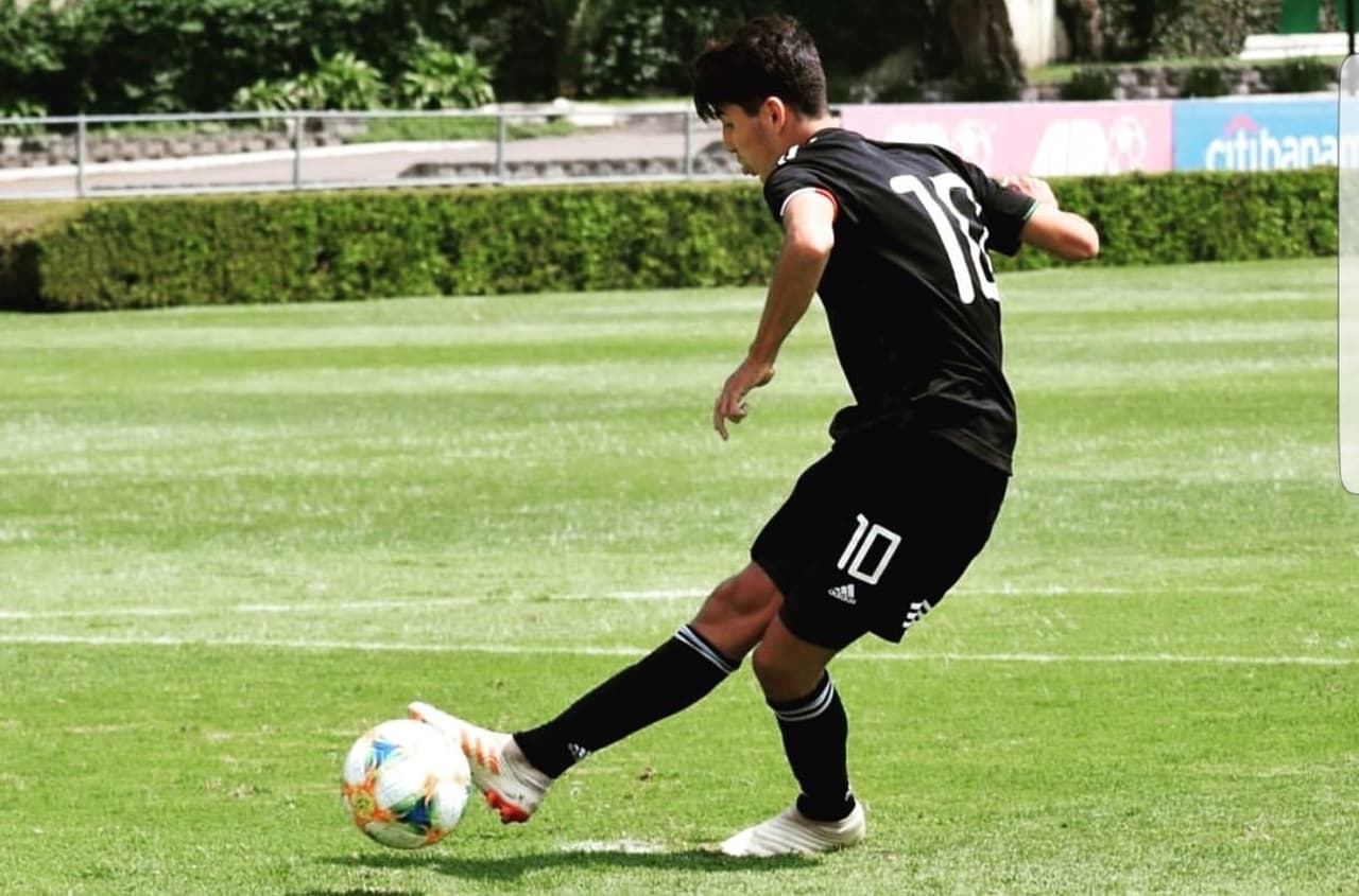 Hijo de ‘Loco’ Abreu, convocado por el Tri Sub-18