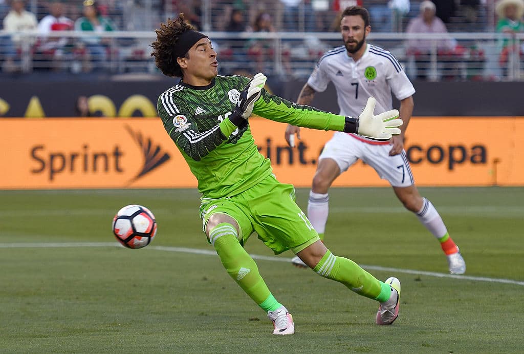 El 18 de junio de 2016, México sufrió su peor goleada histórica en un torneo oficial. Uno tras otro fueron llegando los goles ante una selección impotente.