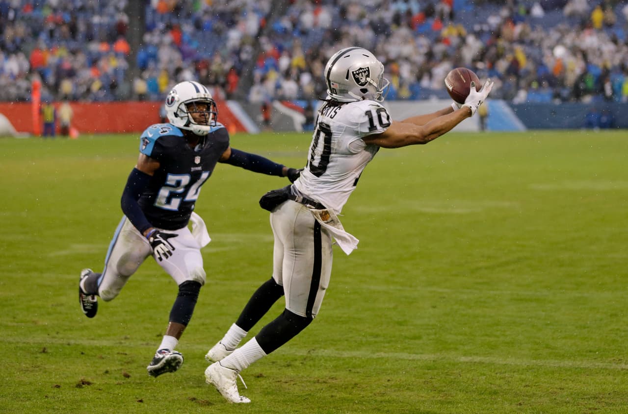 9. SETH ROBERTS - Puede compartir el reconocimiento con Amari Cooper, cada uno superó las 100 yardas contra los Tennessee Titans y los Raiders pelean por llegar a la postemporada. Roberts tuvo 6 recepciones para 113 yardas con 2 touchdowns y Cooper 7 recepciones con 115 yardas sin TD.