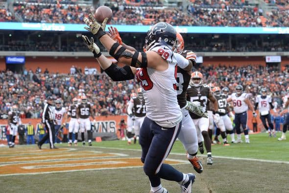 J.J. Watt fue la clave para que la victoria de Texans 23-7 a Browns. El defensivo consiguió un TD, una captura, 5 tackleadas, recuperó un balón suelto y mantuvo en jaque al QB Bryan Hoyer.