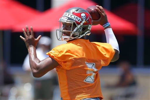La primera selección del Draft 2015, el QB Jameis Winston