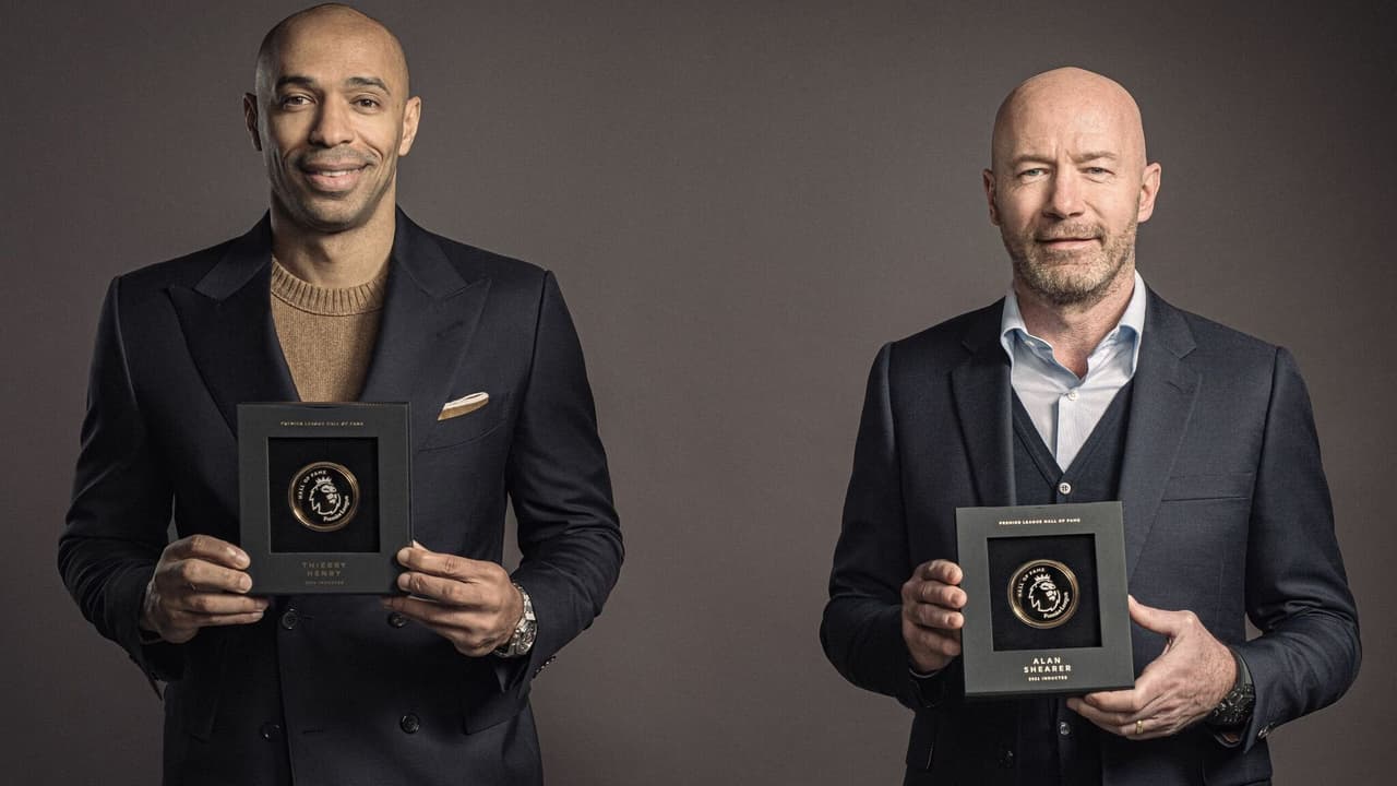 Thierry Henry y Alan Shearer son investidos en el Salón de la Fama