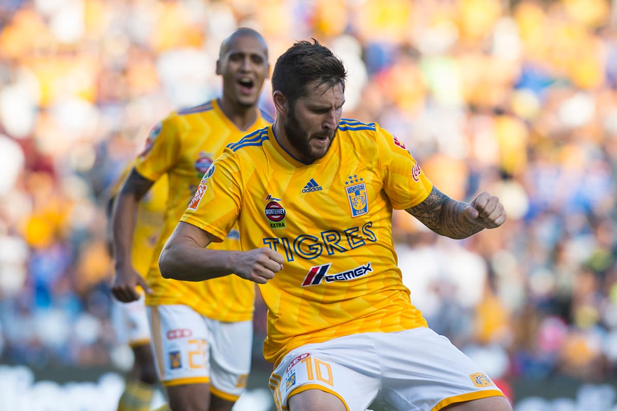 André-Pierre Gignac anotó el primero de sus dos goles en el Estadio Corregidora en el segundo tiempo, al minuto 49.