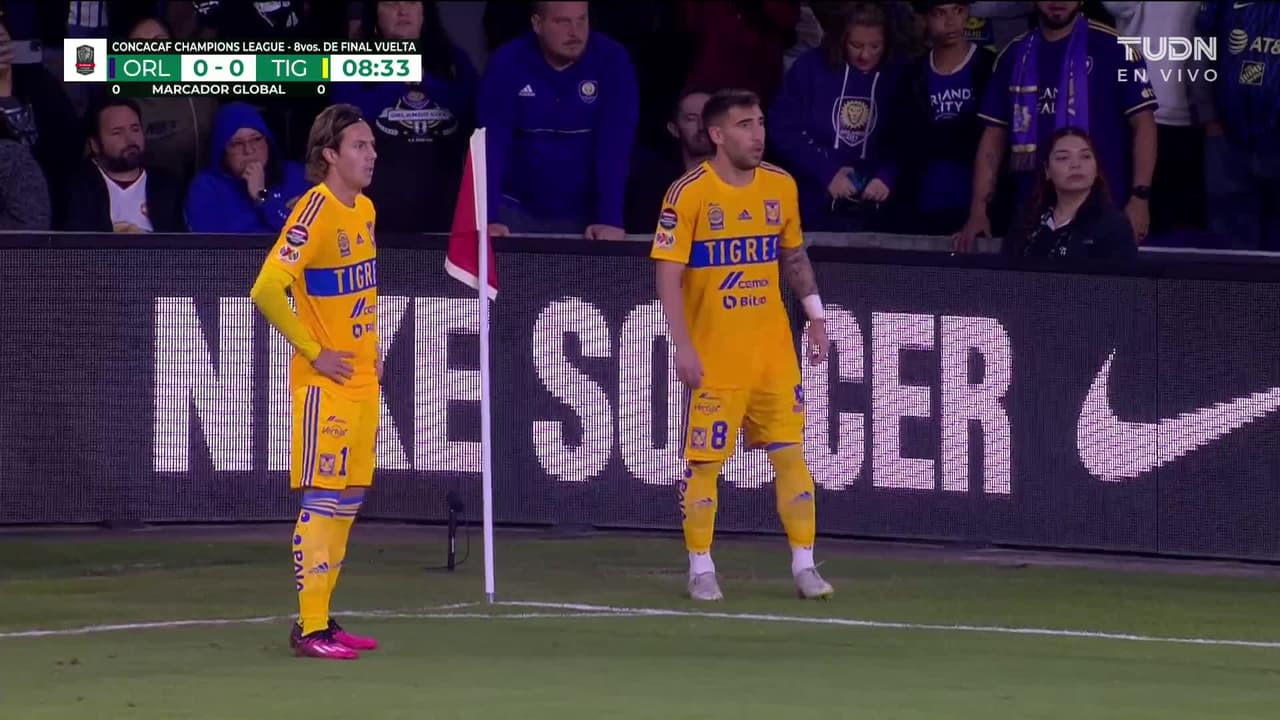 ¡TIRO ATAJADO! disparo por Samir.