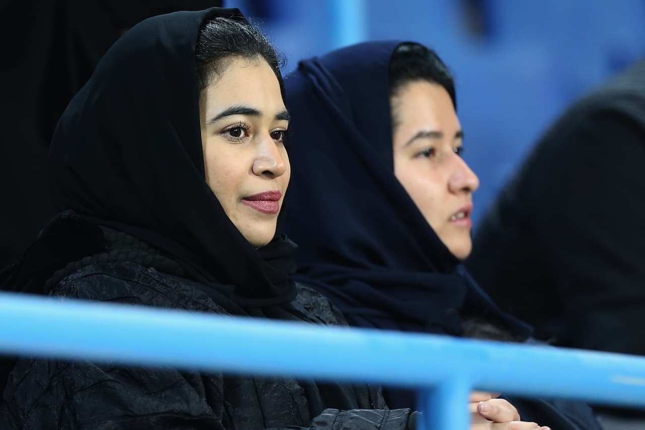 Romero (16’) abrió el marcador y Dybala (45’) empató para dar esperanza a los de Turín. Lulic (73’) marcó el segundo para Lazio y Danilo Cataldi (94’) cerró la cuenta para el 3-1 final.