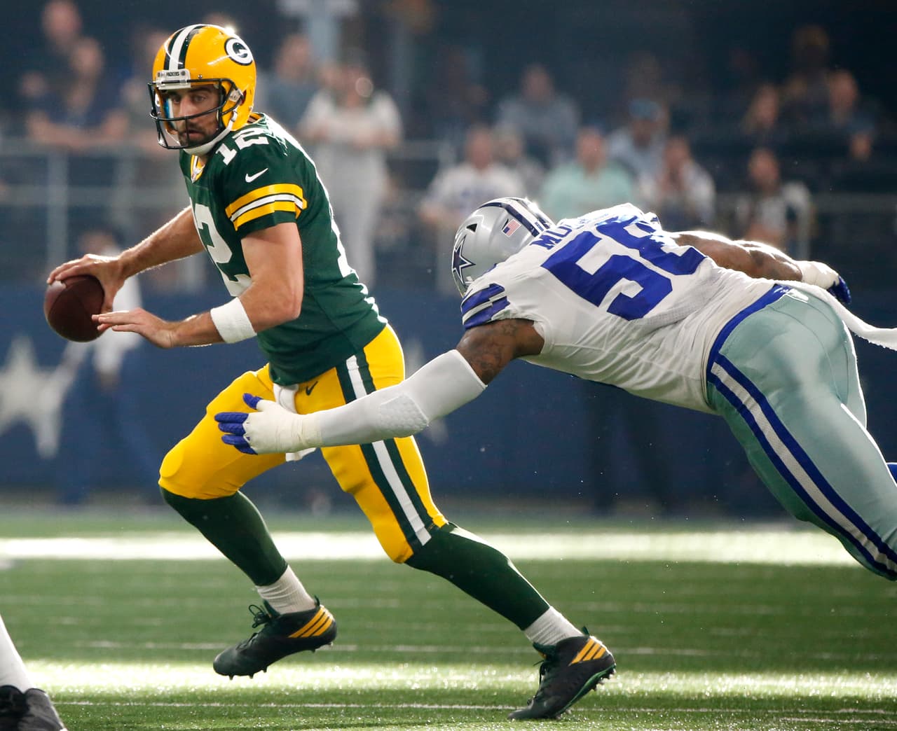 Rodgers conectó 19 de 29 pases para 221 yardas y tres touchdowns. Antes de la anotación final tuvo un crucial avance por tierra de 18 yardas que encaminó la jugada para el heroico pase de la victoria.