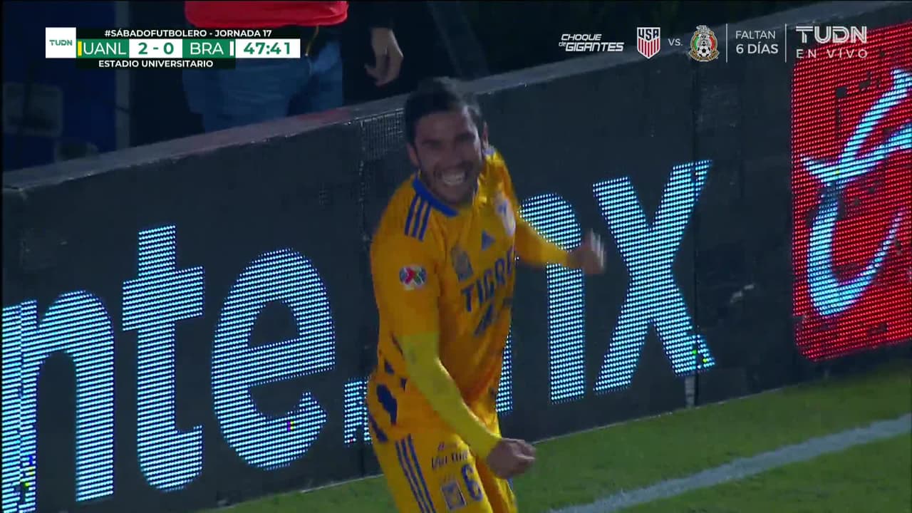 ¡GOL!  anota para Tigres. Juan Vigón