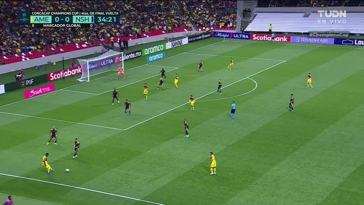 ¡TIRO ATAJADO! disparo por Patricio Salas.