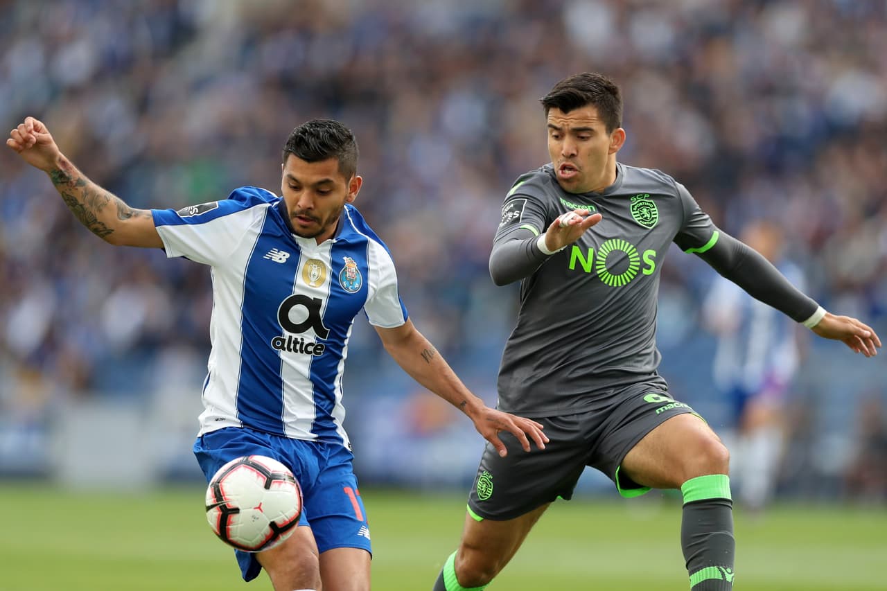 Porto ganó 2-1 contra Sporting de Lisboa, pero no le alcanzó para arrebatarle el primer lugar a Benfica, campeón en Portugal, en una jornada agridulce para los mexicanos, con gol de Héctor Herrera en su despedida y expulsión de Jesús Corona.