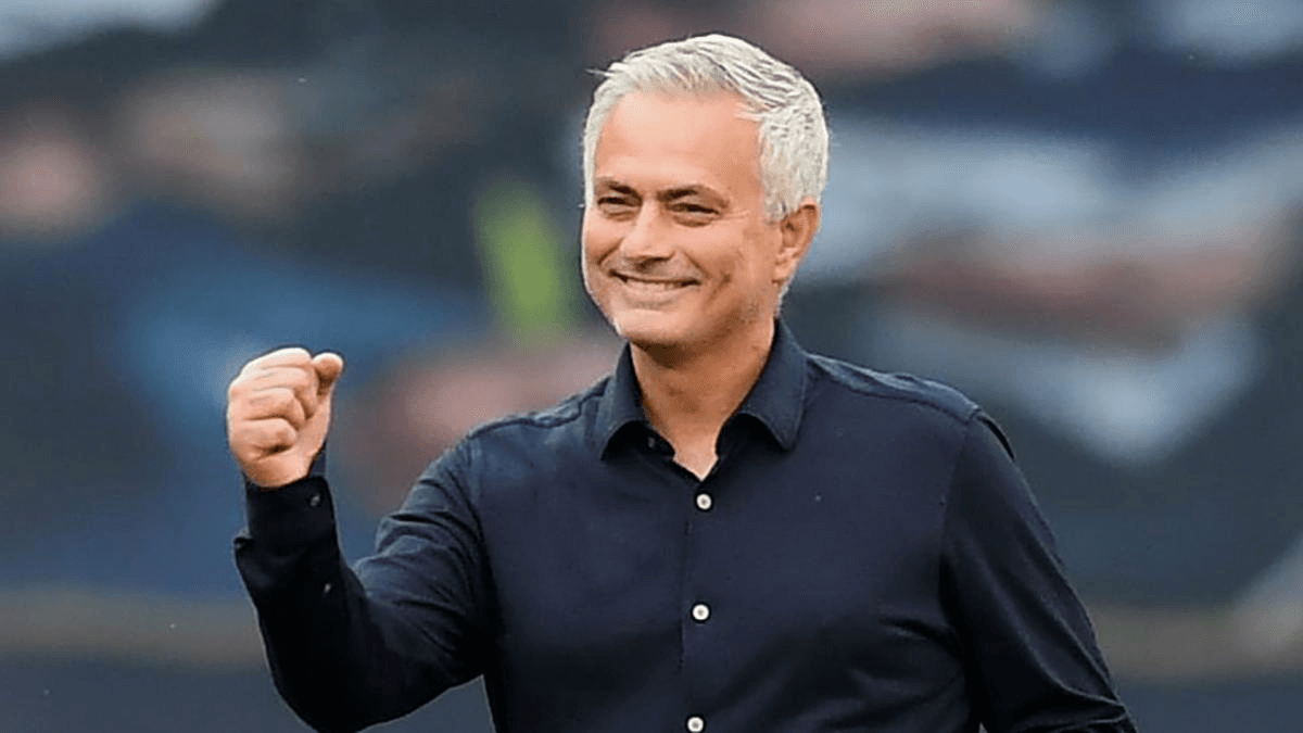 Oficial: José Mourinho nuevo entrenador de la Roma