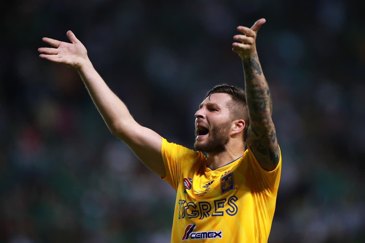 "¿Cómo va a jugar Gignac en Boca? No existe Tigres al lado de Boca (...)La camiseta de Boca está a la altura de las más grandes del mundo", aseguró el periodista argentino Sebastián Vignolo.