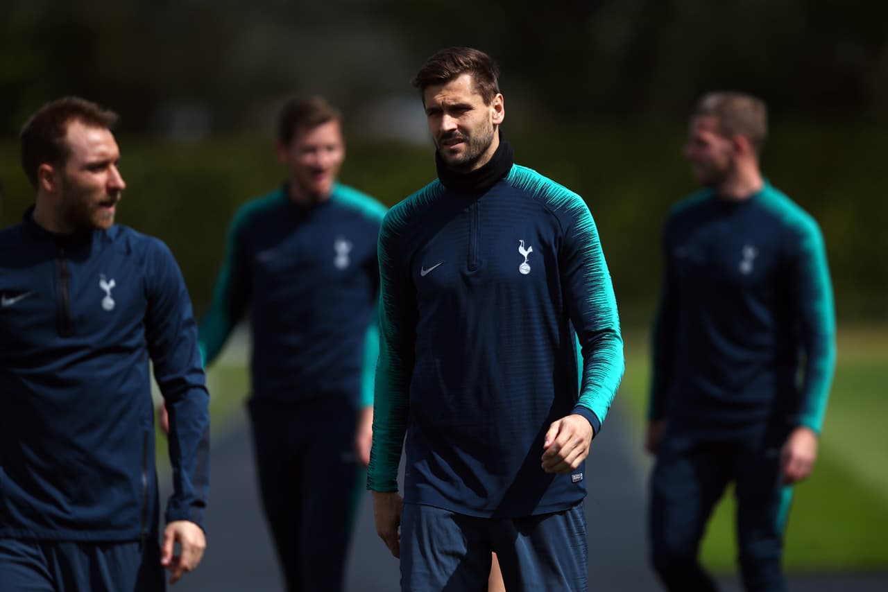 Sin Son Heung-min por sanción ni Harry Kane por lesión, Tottenham Hotspur se prepara para su duelo de ida de Semifinales contra Ajax en Champions con amor propio, con lo que cuenta en su plantilla.