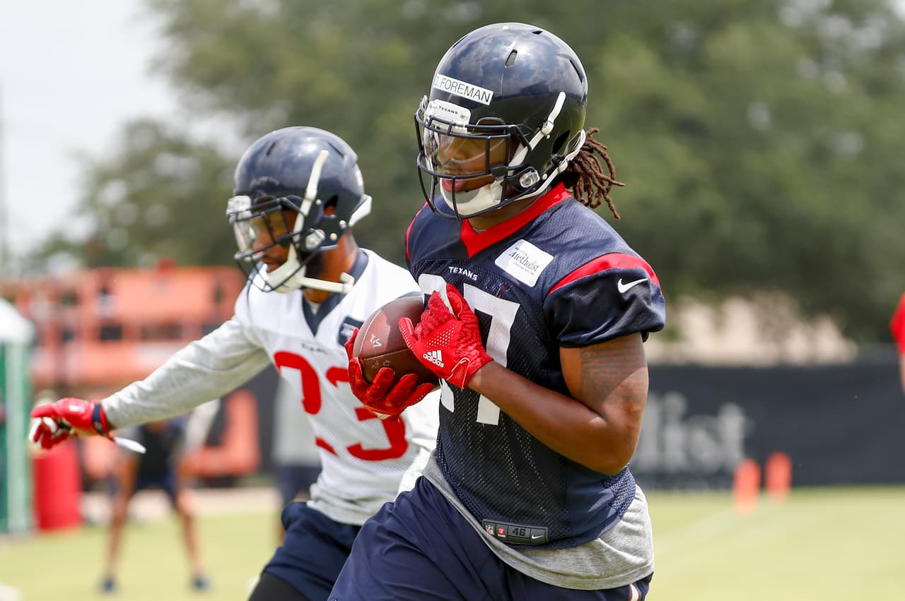 Houston Texans running back D'Onta Foreman (27) carries the ball during the Houston Texans OTA activities in Houston, TX. on May 31, 2017. (Matt Patterson via AP)