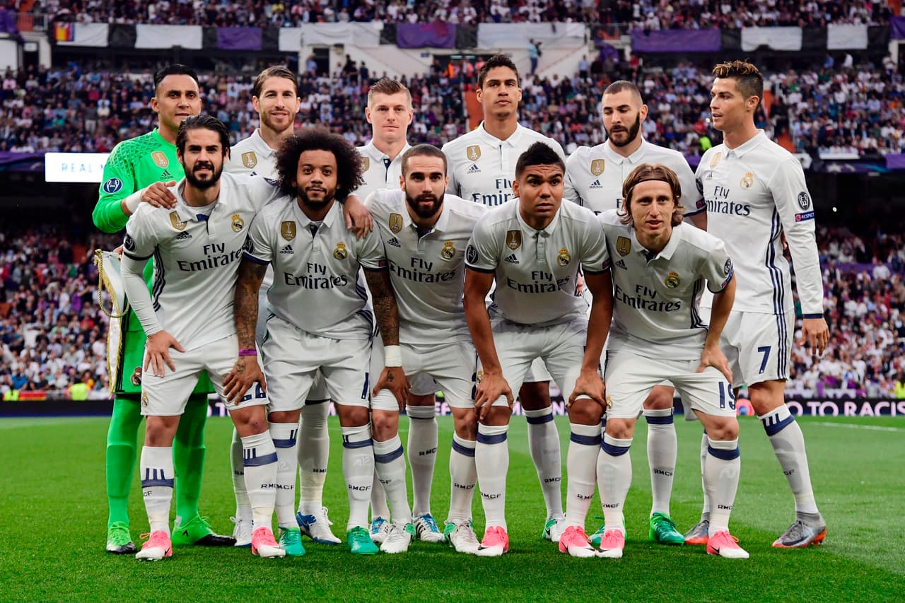 Real Madrid tuvo como novedades a Raphael Varane y a Isco.