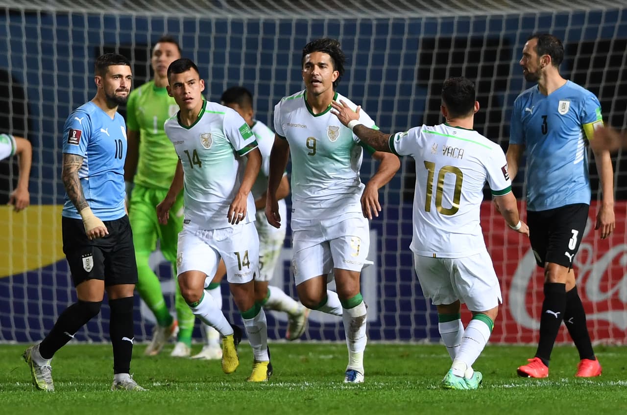 De Arrascaeta marcó un doblete que ayudó para que Uruguay se impusiera a Bolivia que apretó al final pero no le alcanzó.