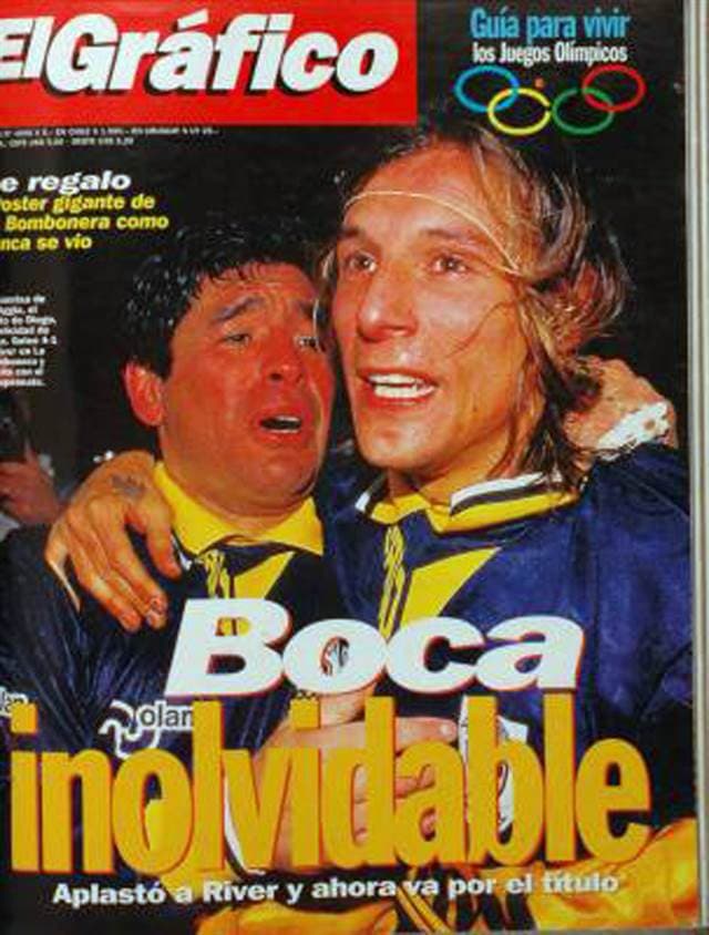 Maradona y Caniggia luego de un triunfo ante River Plate en el Superclásico.