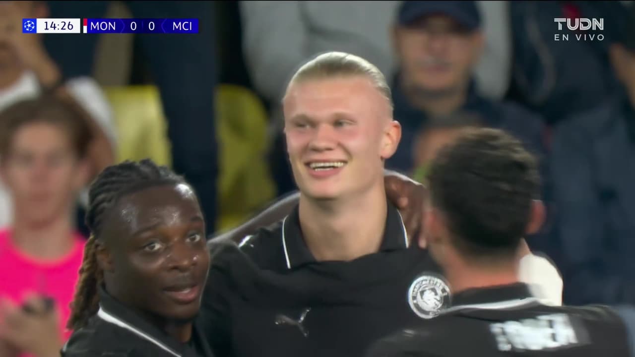 ¡Golazo brutal del City! Haaland abre el marcador ante el Mónaco