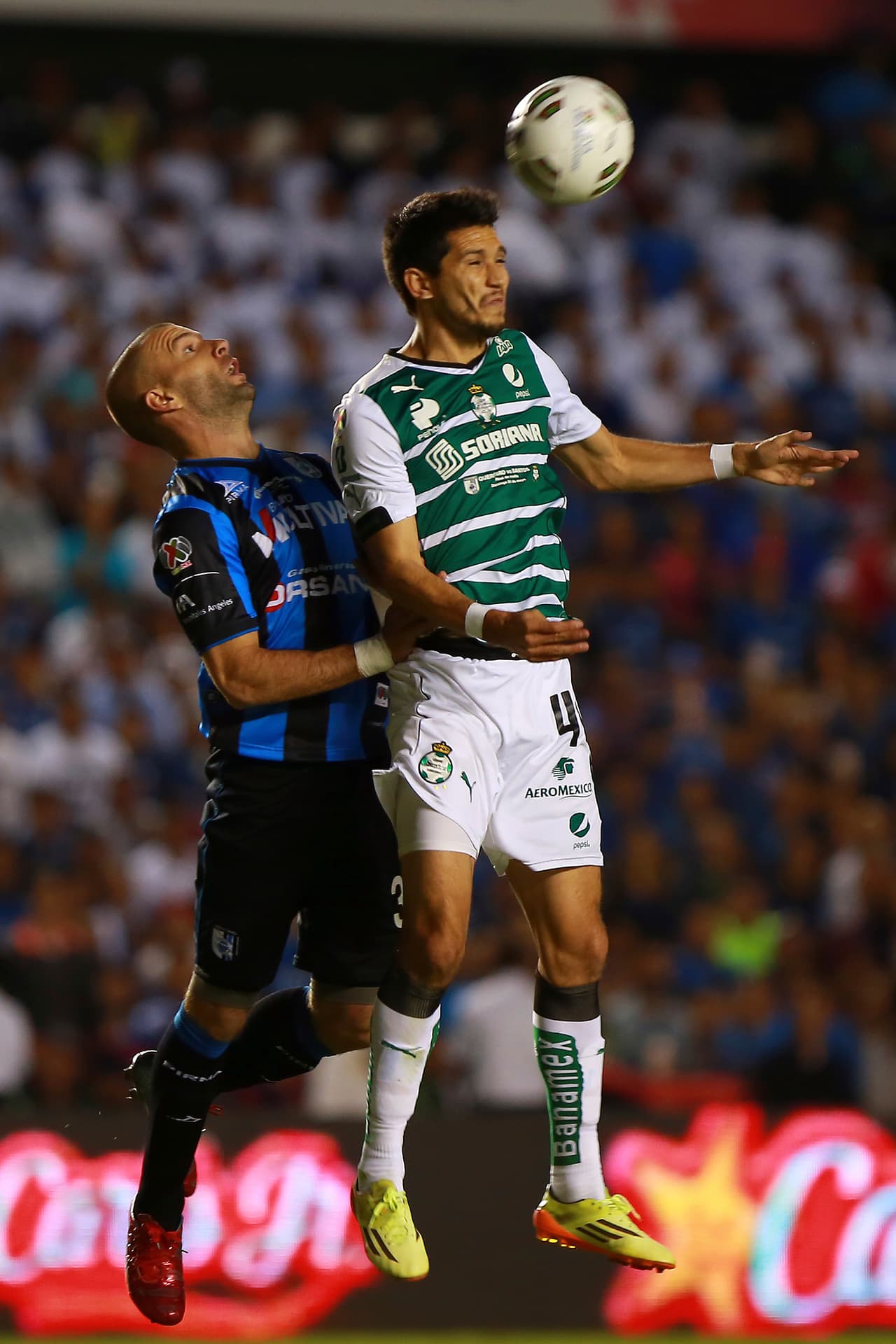 El futbolista consiguió su tercer titulo en menos de dos años y medio.