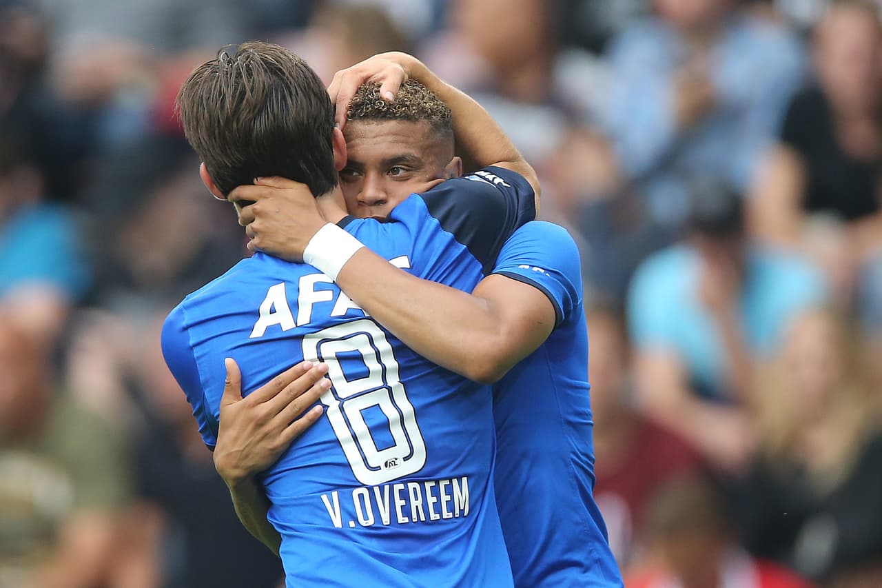 Fue precisamente Dos Santos quien le dio la sorpresa a los locales con su gol al minuto 18 del primer tiempo para el 0-1.