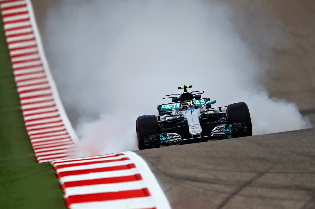 El podio temporal lo cerró Valtteri Bottas (Mercedes) con un tiempo de 1:36:979.