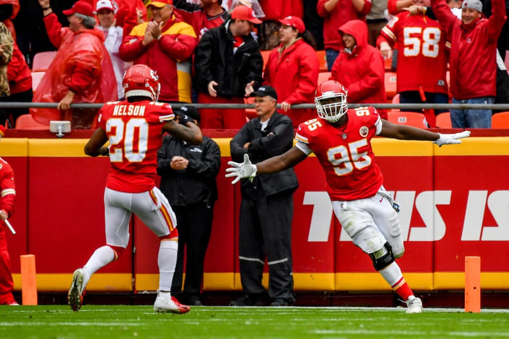 <b>2) Kansas City Chiefs (5-0)</b>. A pesar del peor juego de Pat Mahomes esta temporada, con dos intercepciones, la defensa de KC dio un juegazo, maniató a Blake Bortles y a los Jaguars. Triunfo importante.