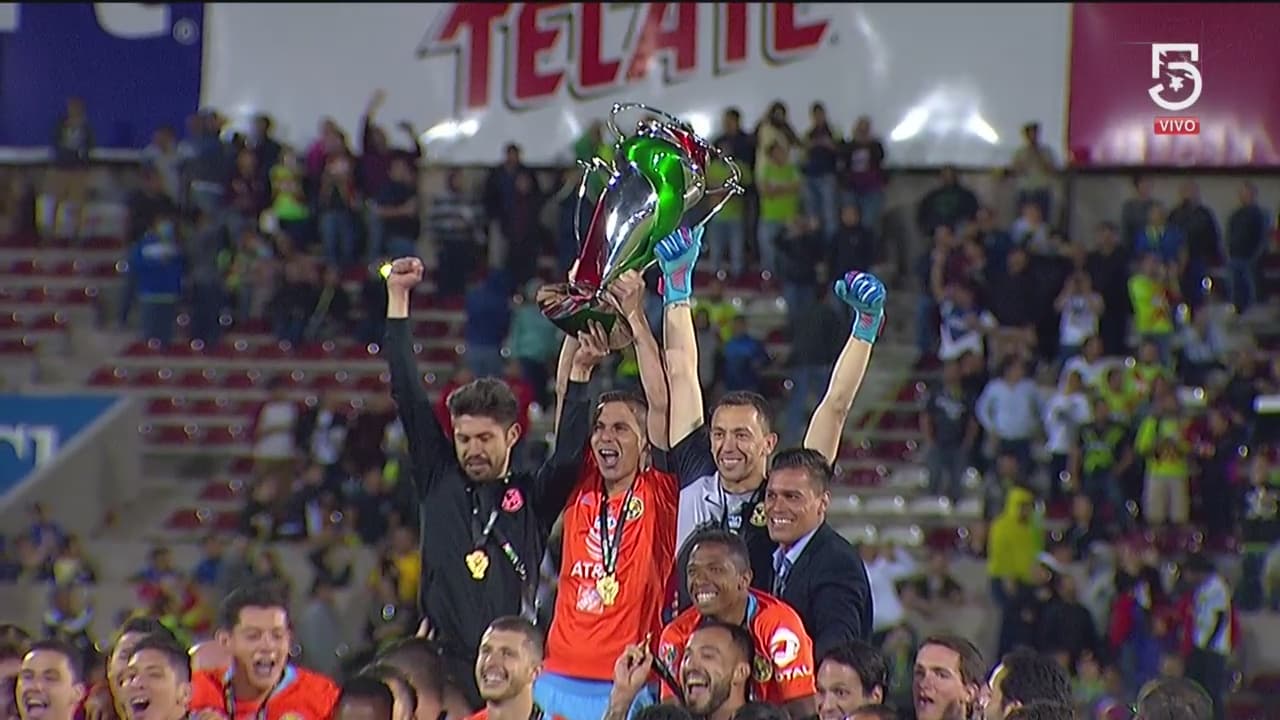 Videos: América recibe el trofeo de Campeón de la Copa MX