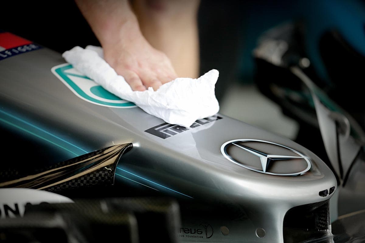 Además, en el campeonato de constructores Mercedes puede coronarse campeón este domingo si conserva o amplía su ventaja de 55 puntos sobre Ferrari.