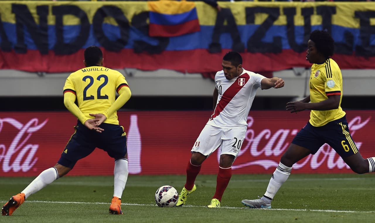 En la recta final del parido los dos equipos intentaron crear la opción de gol que les diera la diferencia, pero no llegaría.