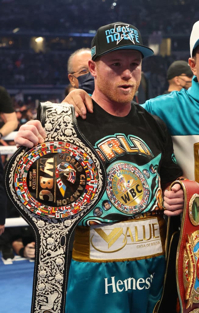 4.- Saúl ‘Canelo’ Álvarez
<br>El boxeador mexicano se cuela en el cuarto lugar de la tabla luego de obtener una puntuación de 177.
<br>
