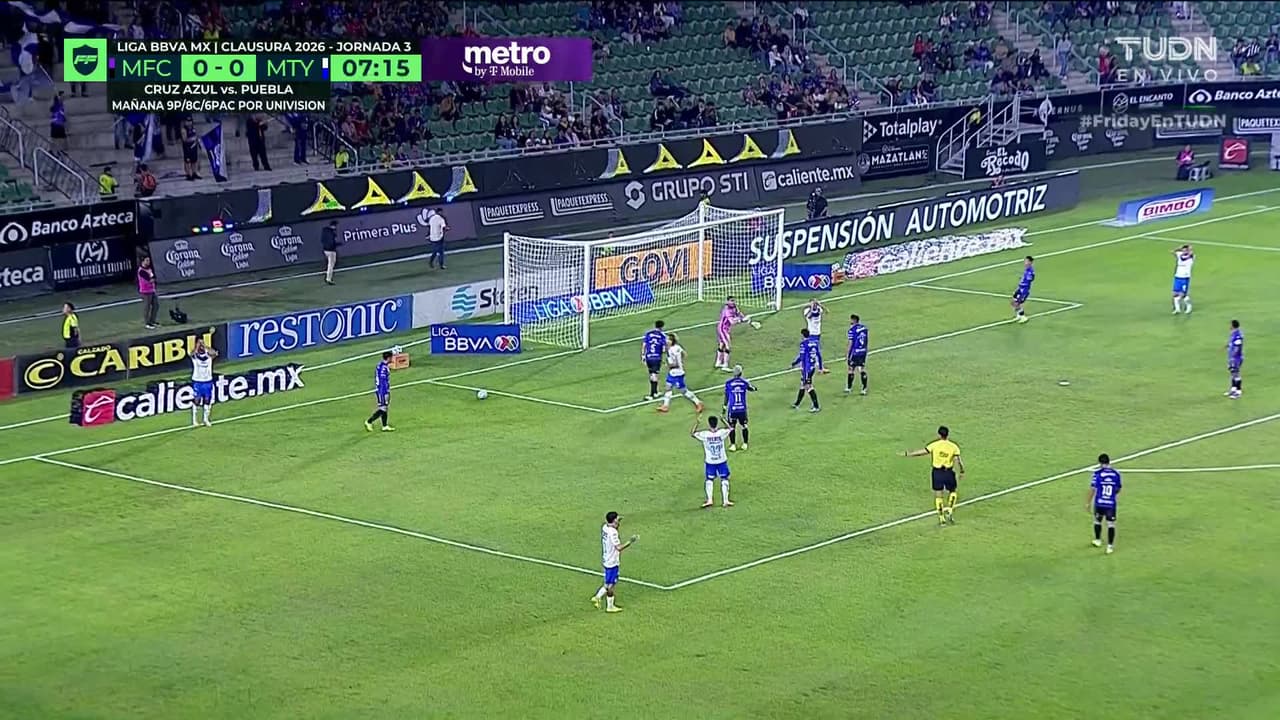 ¡GOL!  anota para Monterrey. Jesús Corona