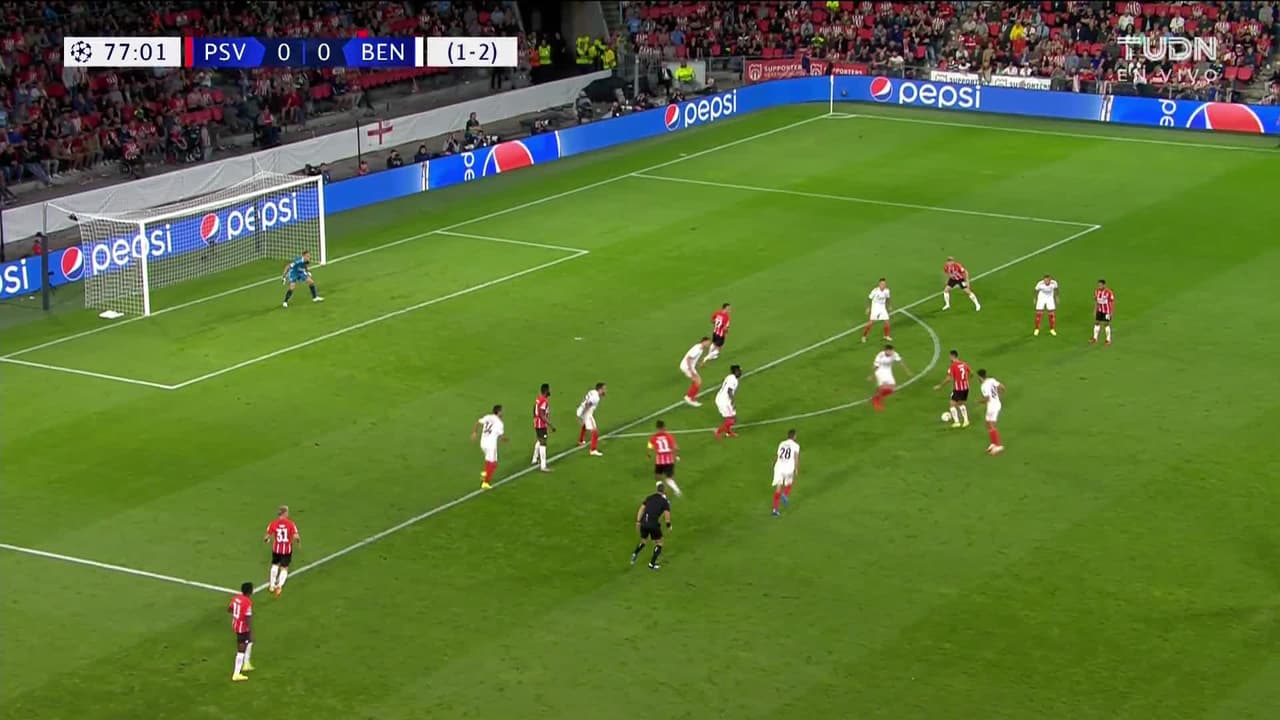 ¡TIRO ATAJADO! disparo por André Ramalho.