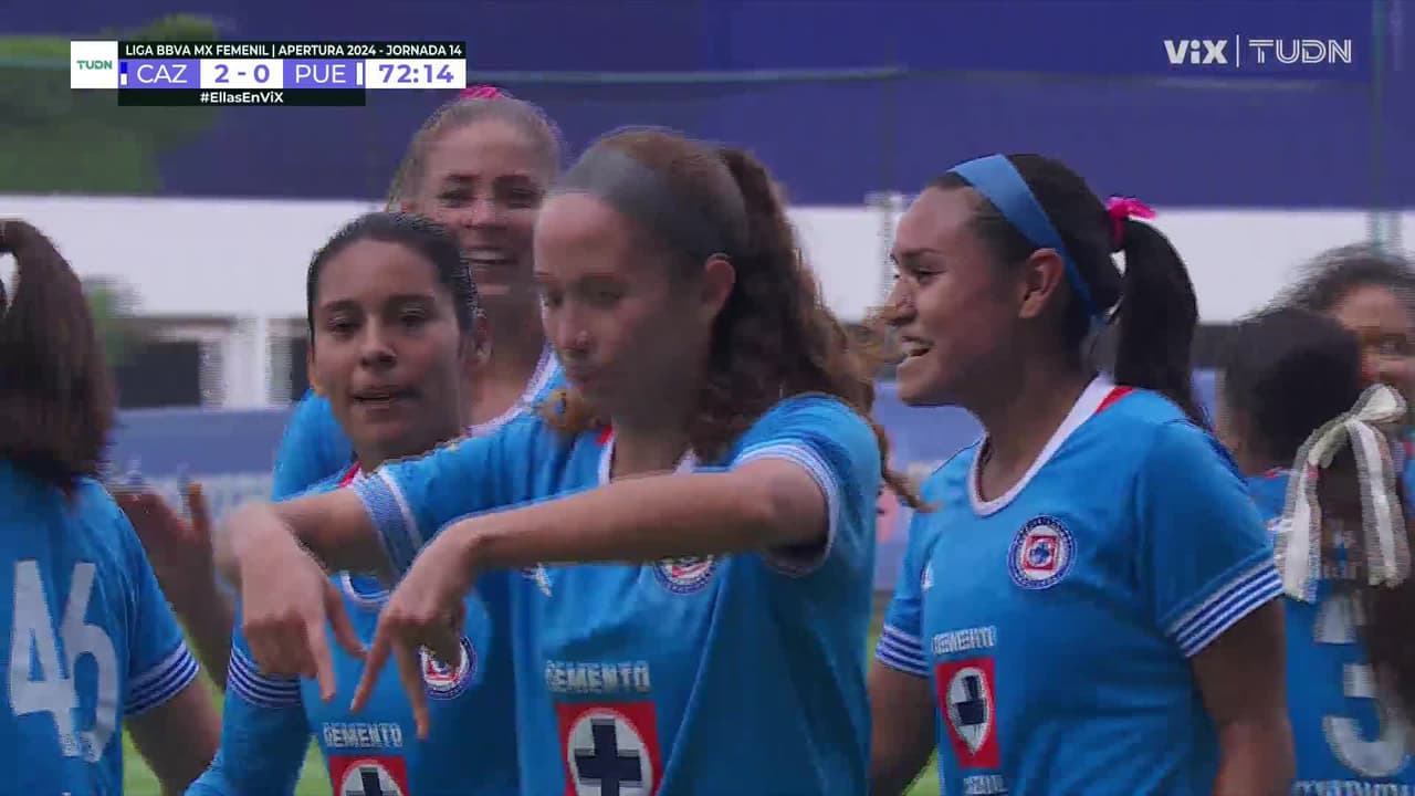 ¡Pónganse de pie! Danielle Fuentes marca el 2-0