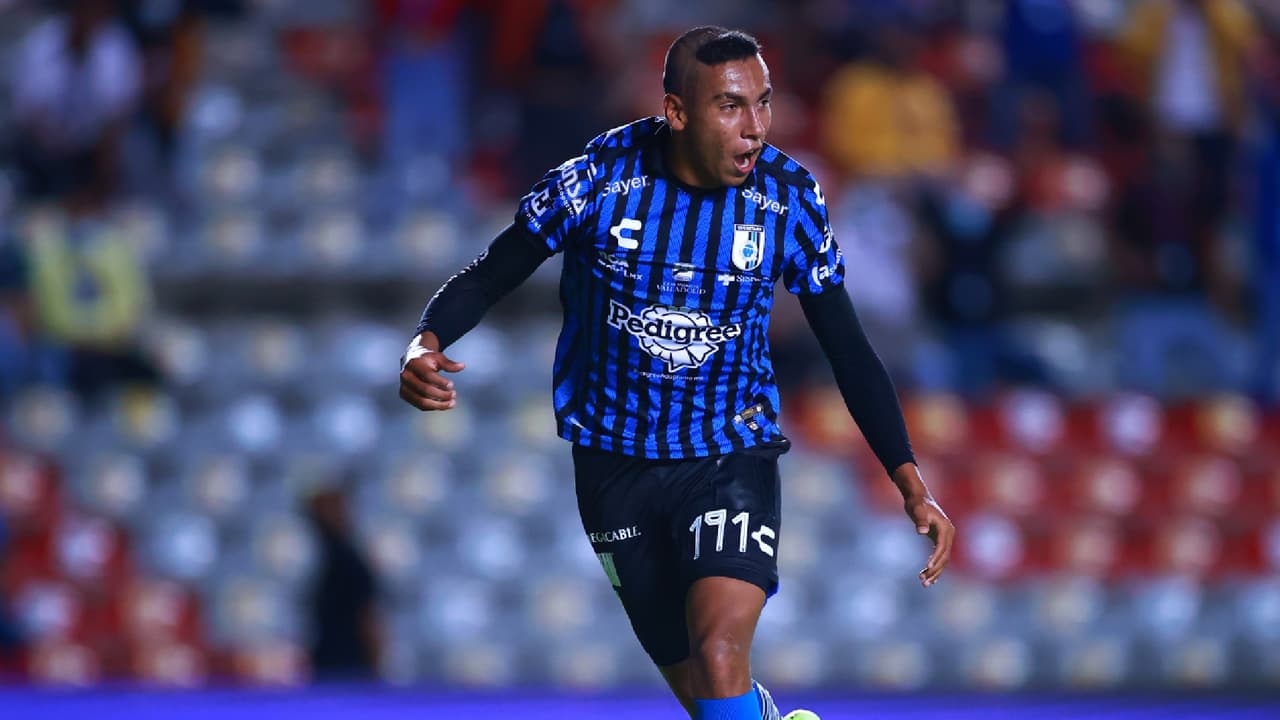 El mexicano Jesús Hernández viaja a España para firmar con el Elche