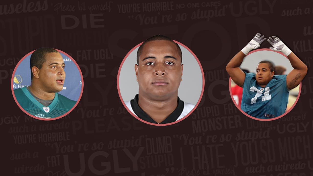 El exjugador de los Miami Dolphins se encuentra detenido.