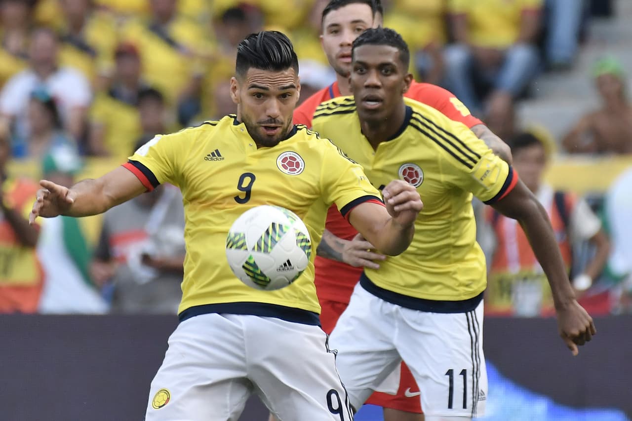 Falcao demostró personalidad y le imprimió energía a su regreso, pero se encontró con una defensa de Chile bien ubicadacerrando cualquier espacio para el goleador.