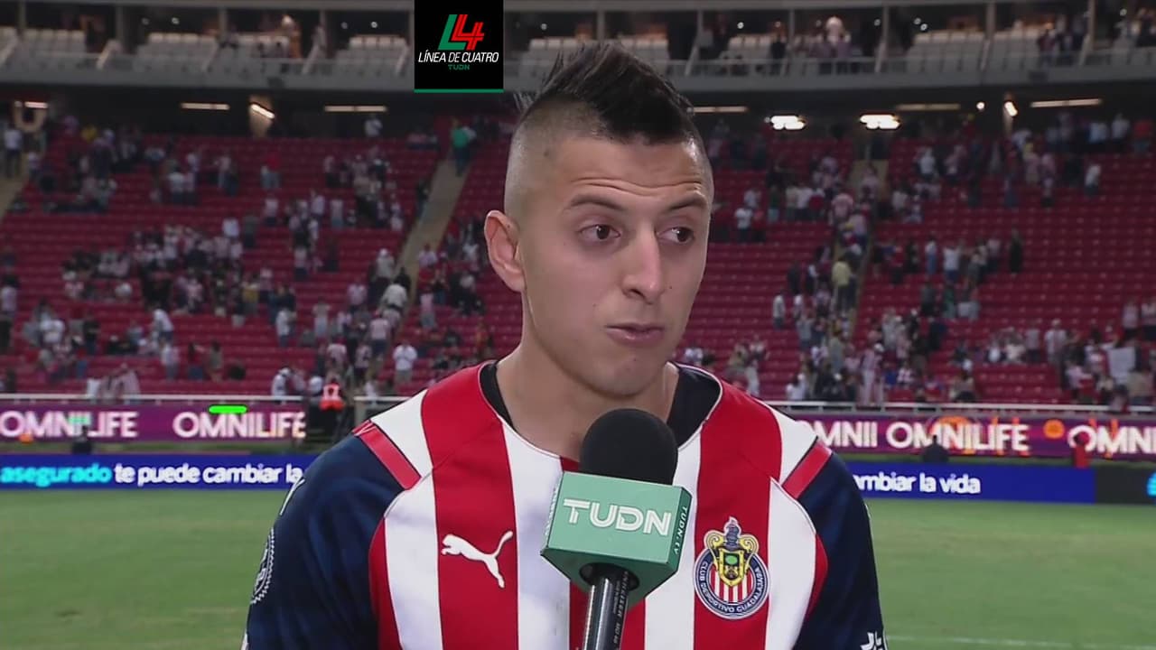 ‘Piojo’ Alvarado sobre Chivas: “Hay mucha calidad y lo disfruto”