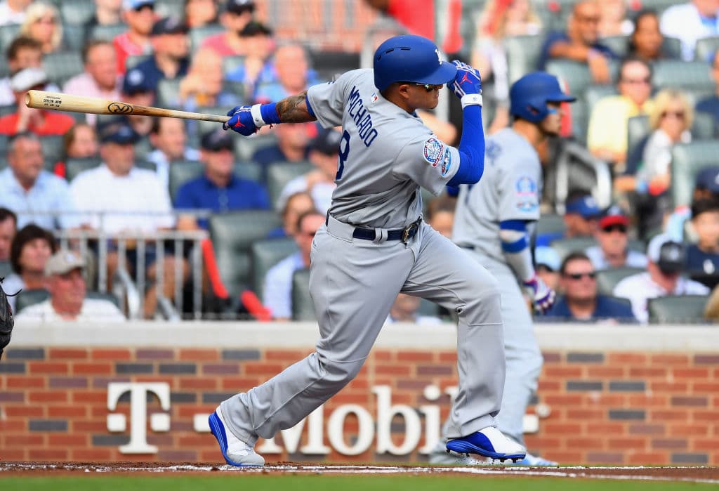 En el primer inning los Dodgers atacaron, cuando Manny Machado pegó doblete al izquierdo que llevó al plato a Max Mundy para poner la pizarra 1-0 rápido en el juego.