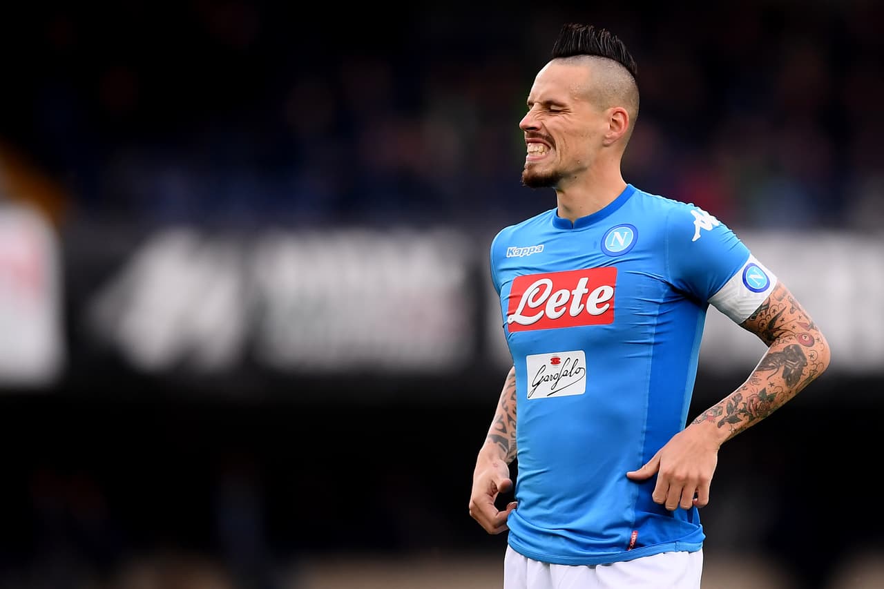 17. Eslovaquia tiene 176 jugadores por fuera de su liga local, un 96 por ciento en Europa. A pesar de tener jugadores de la talla de Hamsik, no pudieron clasificar al Mundial.