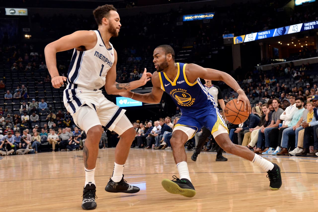 Alec Burks de los Golden State Warriors fue el máximo anotador del juego con 29 puntos.