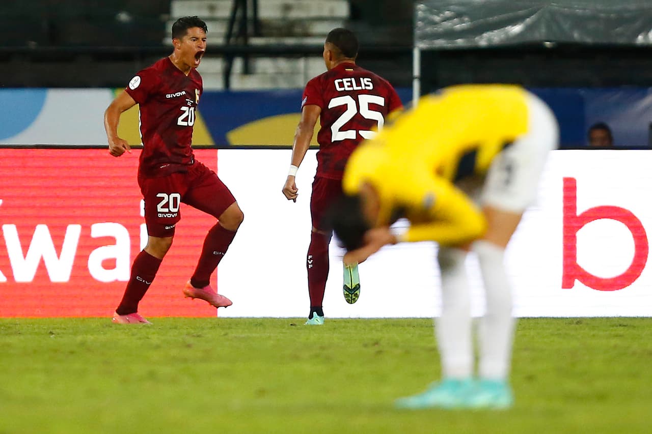 Venezuela le empató de último minuto a Ecuador.