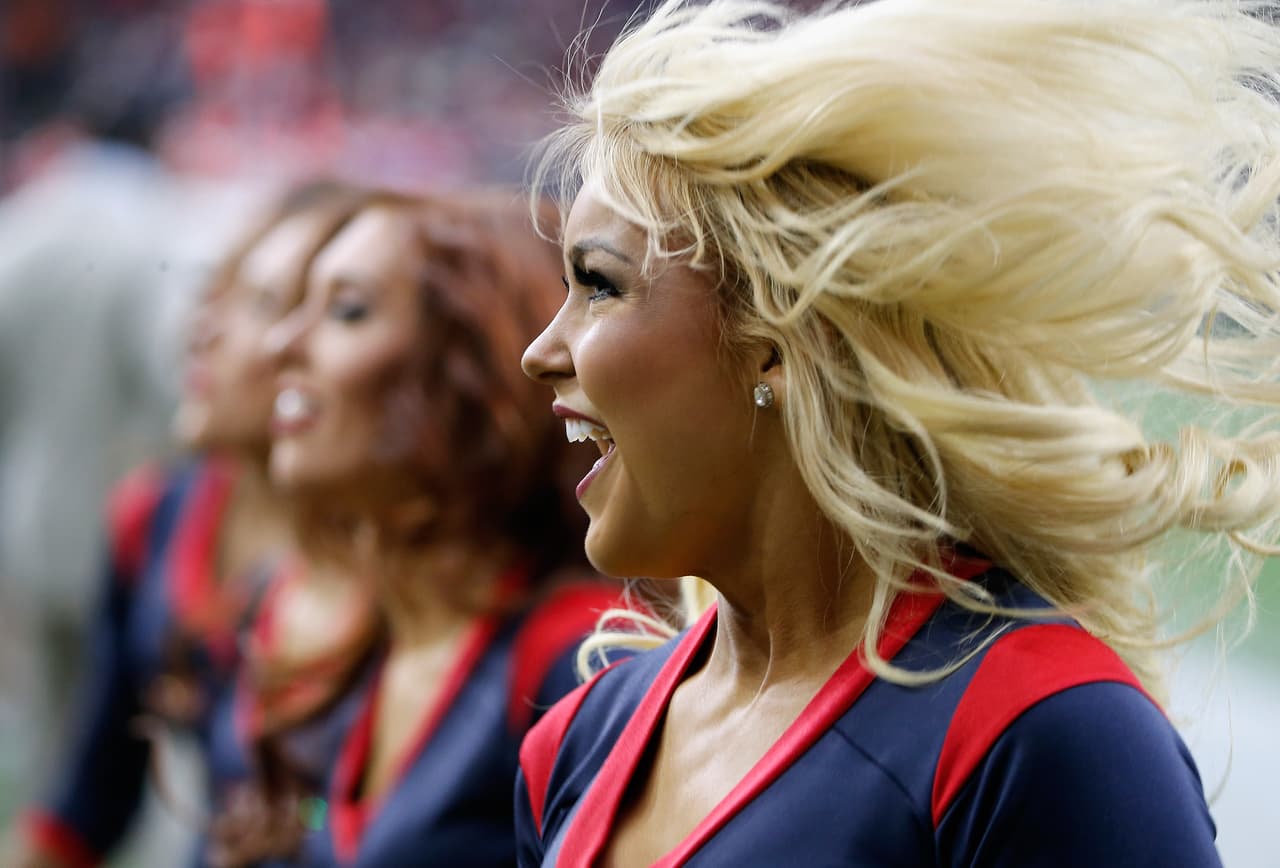 Las bellezas de los Houston Texans durante el partido de comodines ante los KC Chiefs.