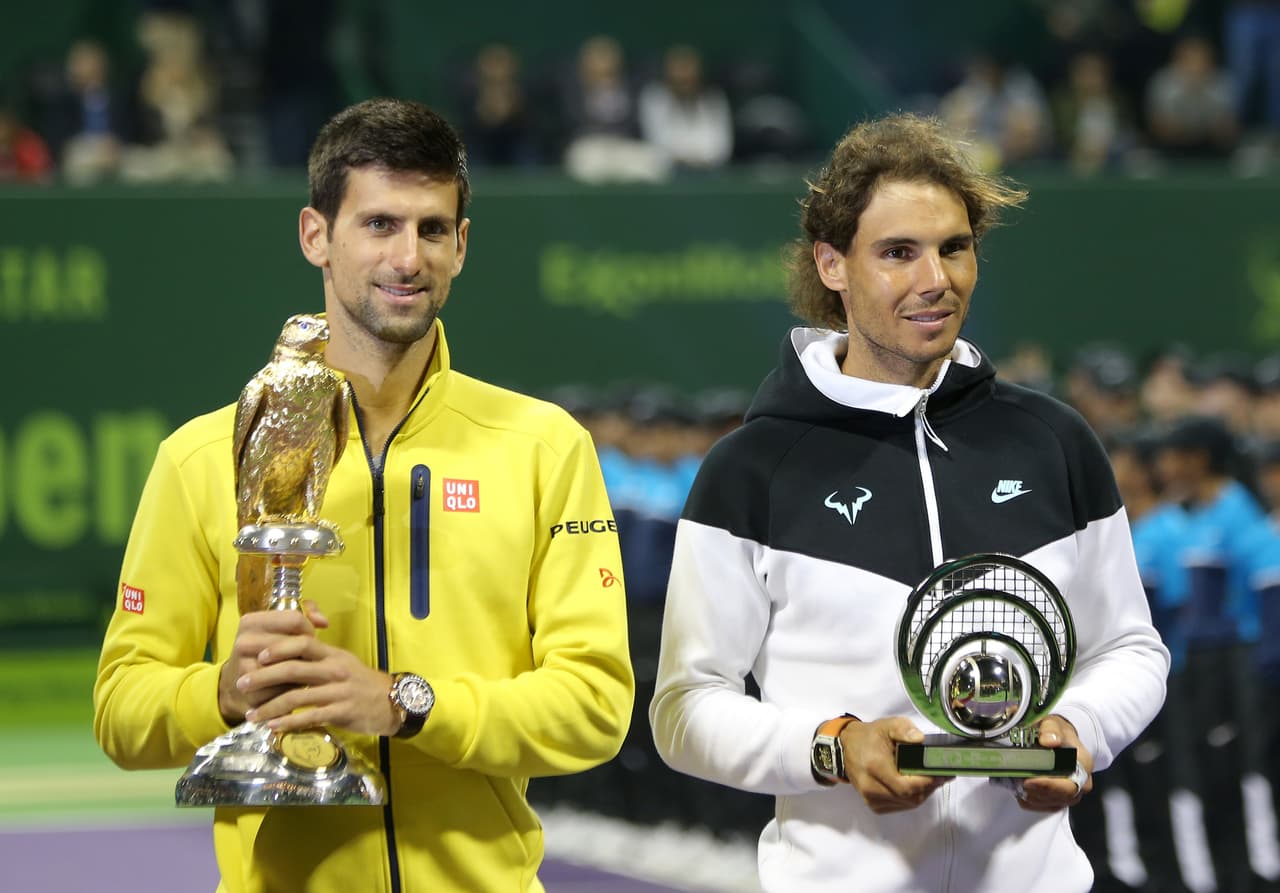 Novak Djokovic se pasea ante Rafael Nadal en la final de Doha