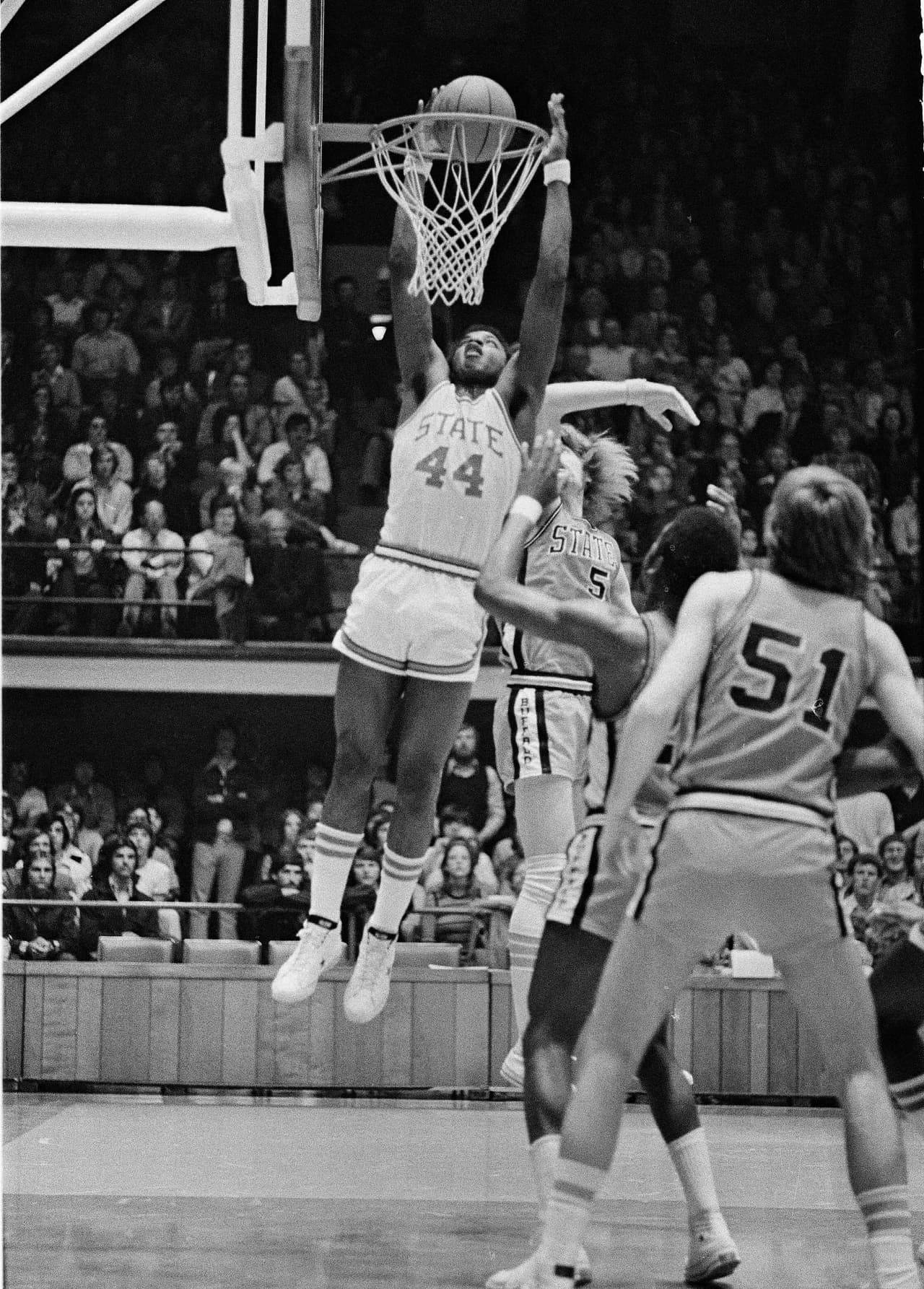 <b>10.- Elvin Hayes</b>
<br>27,313 puntos